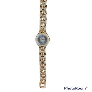 Vintage Claremont Women’s Wrist Watch Grey and Blue